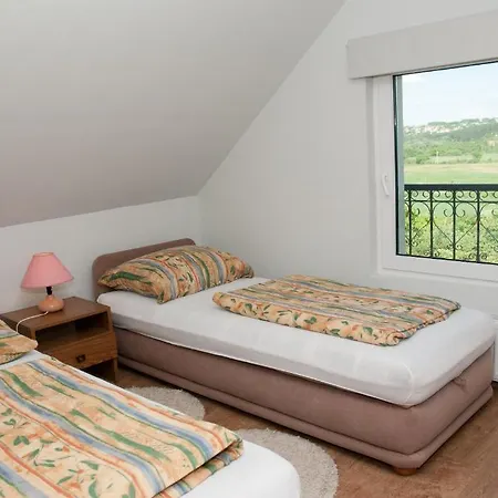 Apartment Deluxe